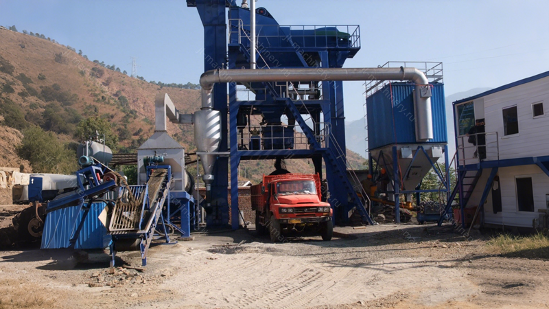 Forced Batch Asphalt Mixing Plant Model JL1000 with a Capacity of 80 Tons per Hour for the Kazakhstan Region
